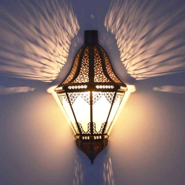 Orientalische Wandlampe Beyblade 50 Milchglas H 51 cm
